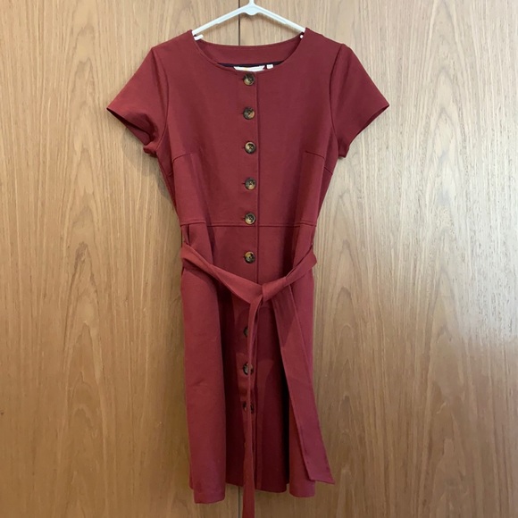 Boden Dresses & Skirts - Boden Beatrice Ponte Shift Dress Maroon size 8